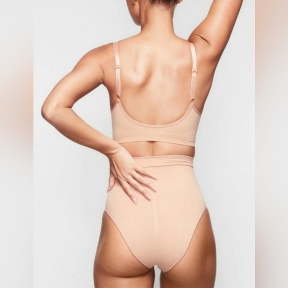 Skims SEAMLESS SCULPT BRIEF Panty Body Shaper Shapewear Sienna Tan 2XL/3XL NWOT - Picture 3 of 6